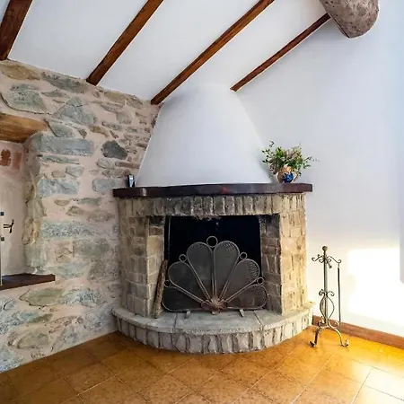 Casa Soleggiata Apartment Mazzola